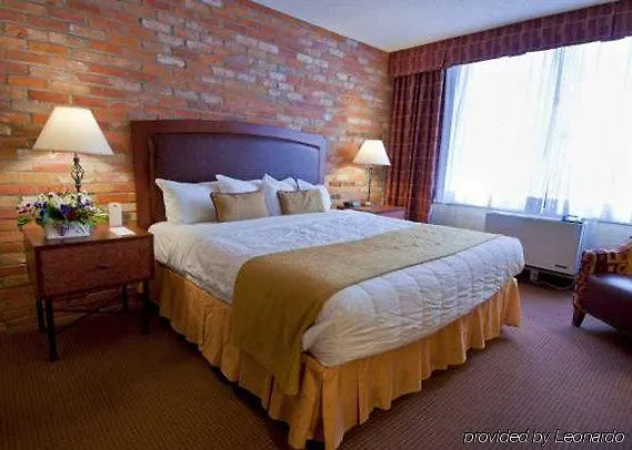 ***  Quality Hotel Downtown-Inn At False Creek 밴쿠버 캐나다